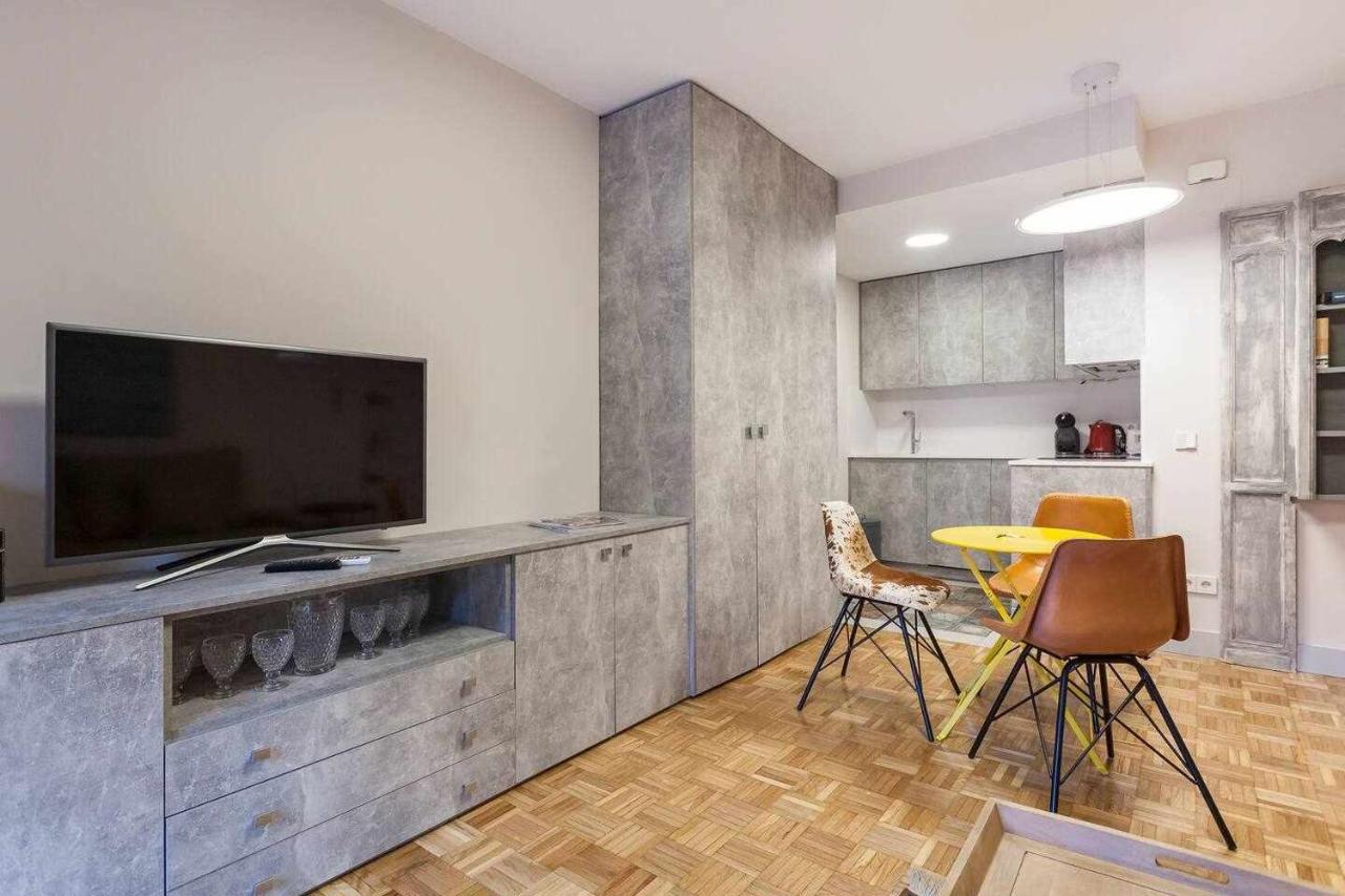マドリードApartamento Lujo Castellana Chamartinアパートメント エクステリア 写真