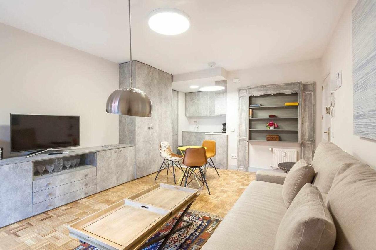 マドリードApartamento Lujo Castellana Chamartinアパートメント エクステリア 写真